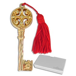 Ключ - символ власти, знаний, свободы выбора и действий, покрытие - золото 999 пробы, золотистый