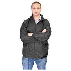 Куртка-ветровка M, 100% полиэстер, с чехлом, черный
