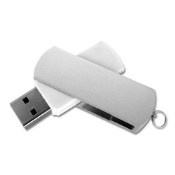 Флэш-карта USB, 4Gb, пластиковый корпус с силиконовым напылением и металлическим цветным клипом, серебристый