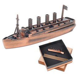 Точилка Корабль и 3 карандаша, металл, дерево, в подарочной коробке, цвет коричневый